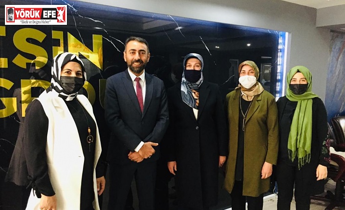 AK PARTİ KADIN KOLLARINDAN RIDVAN EŞİN’E ZİYARET