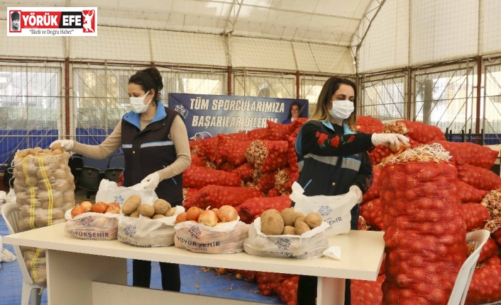 Aydın Büyükşehir Belediyesi’nden patates ve soğan üreticisine destek
