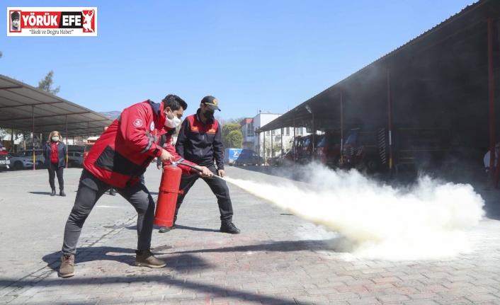 Büyükşehir İtfaiyesi, Efeler Belediyesi Arama Kurtarma ekibine eğitim verdi