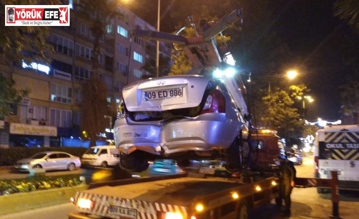 Efeler’de zincirleme trafik kazası: 1 yaralı