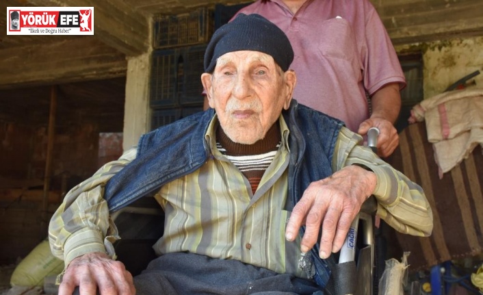 Erdoğan hayranı 104 yaşındaki Mestan dede hayatını kaybetti