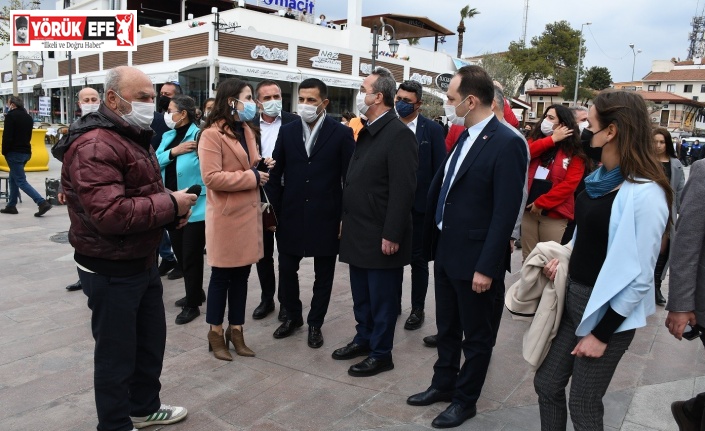 Kuşadası Belediyesi’nden balıkçı esnafına destek