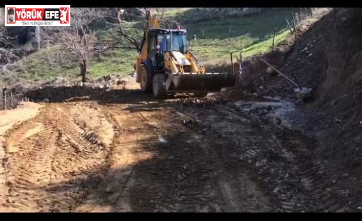 Nazilli’de heyelan yolu kapattı, ekipler açtı