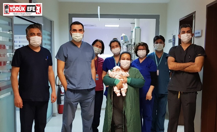 Bir kilo olarak dünyaya geldi, sağlığına kavuştu, taburcu oldu