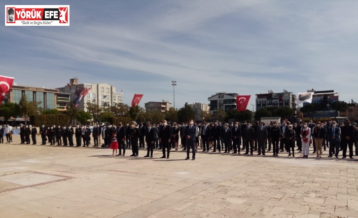 Didim’de 23 Nisan kent meydanında törenle kutlandı