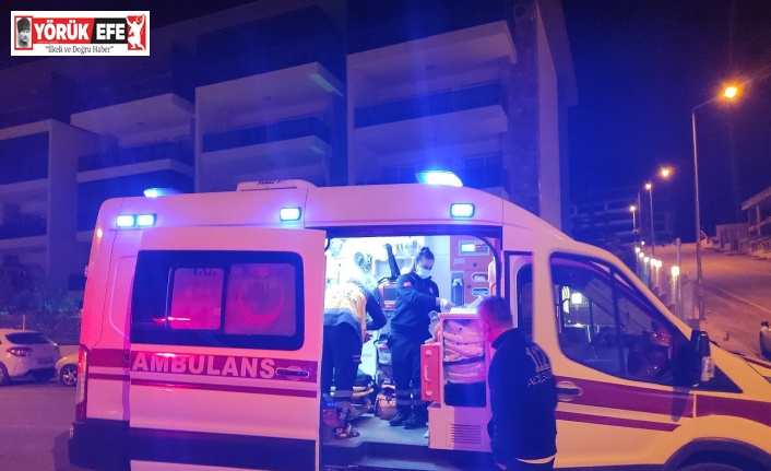 Ehliyetsiz sürücü alkollüyken kaza yaptı; 1 yaralı