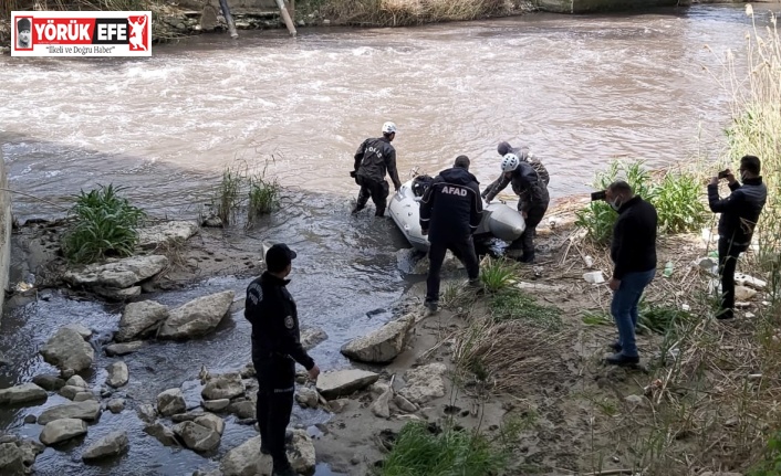 Menderes Nehri’nde kaybolan yaşlı adamı arama çalışmaları sürüyor