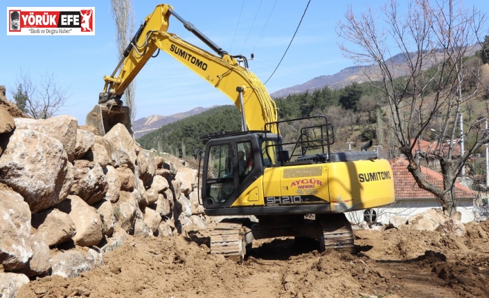 Nazilli Belediyesi Avra Mahallesi’nde çalışmalarını sürdürüyor