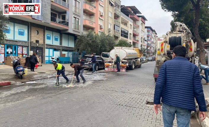 Nazilli sokakları dezenfekte edilmeye devam ediyor