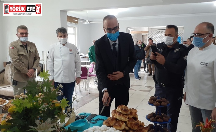 Profesyonel aşçılar Söke polisinin haftasını kutladı