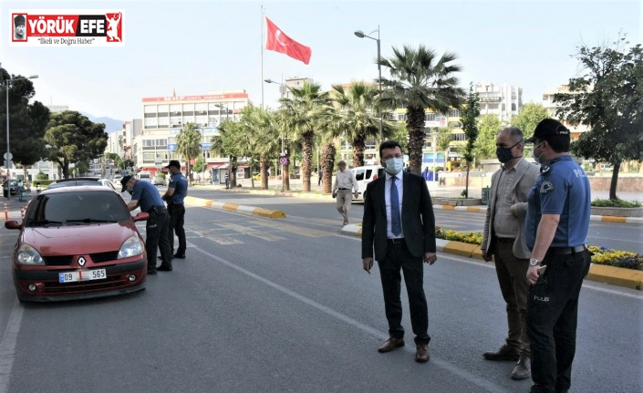 Efeler Kaymakamı Şahin, trafik kontrol noktalarını denetledi