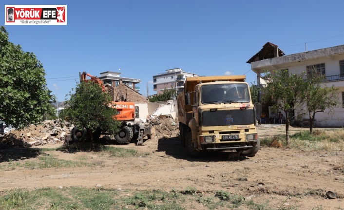 Nazilli’de yeni yol açma çalışmaları sürüyor