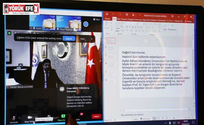 Rektör Aldemir, Ergenlik ve Gençlik Araştırma Kongresi açılışında konuştu
