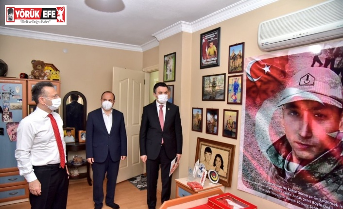 Vali Aksoy’dan şehit aileleri ve gazilere bayram ziyareti