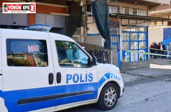 Yaşlı adam evinde ölü bulundu