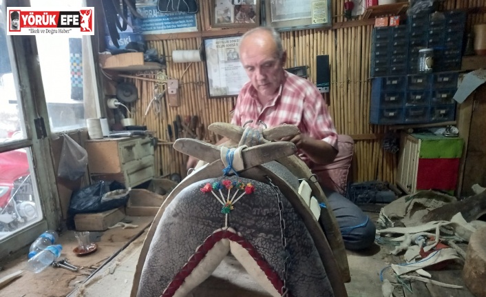 2 çocuğunu çuvaldızdan kazandığı gelir ile büyüttü