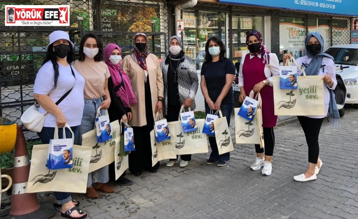 AK Parti Efeler Kadın Kolları’ndan çevre farkındalığı
