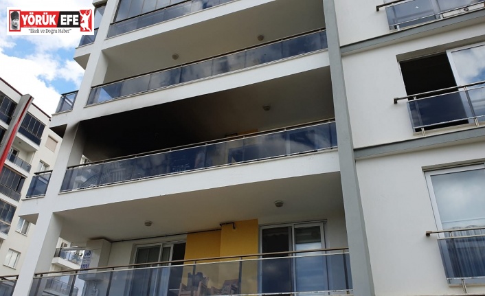 Alevlerden pencereden atlayıp kurtuldu