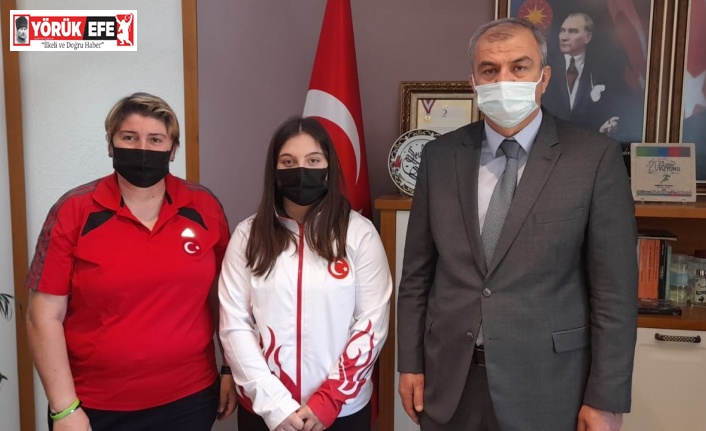 Aydınlı Burcu’dan Avrupa ve Türkiye rekoru