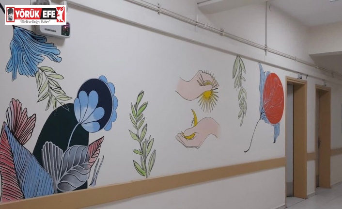 Hastane duvarları sanatla buluşuyor