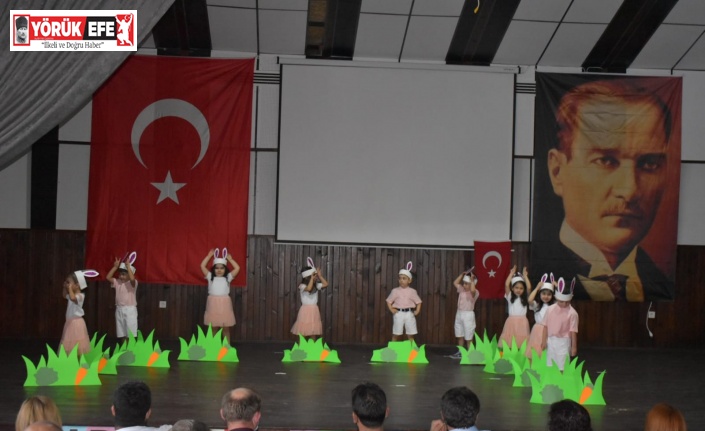 Karacasulu miniklerden yılsonu şenliği