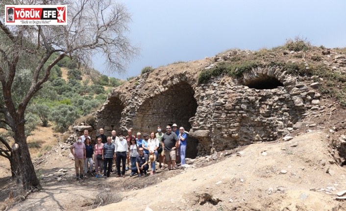 Mastaura ilk ziyaretçileri ile buluştu