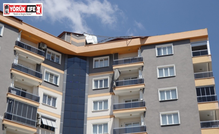 Nazilli Belediyesi ile AFAD afetzede vatandaşın maddi manevi yanında