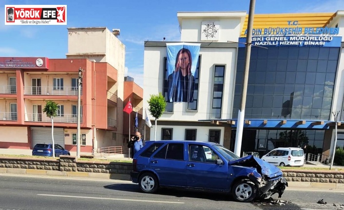 Nazilli’de otomobil refüje çarptı