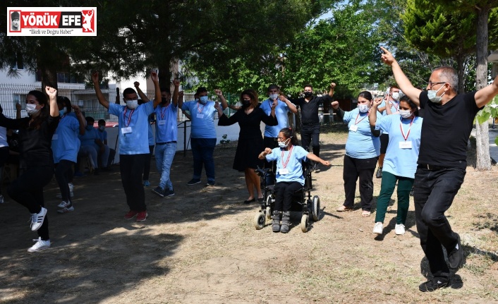 Söke’de engelli öğrenciler 4006 Bilim Fuarı sergisi açtı