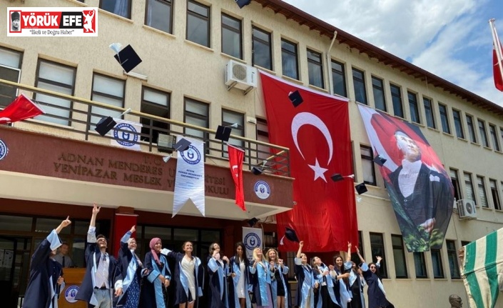 Yenipazar MYO’ da mezuniyet töreni gerçekleşti