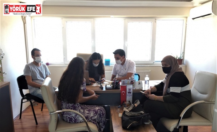 EFESEM üniversite tercihlerinde öğrencilerin yanında