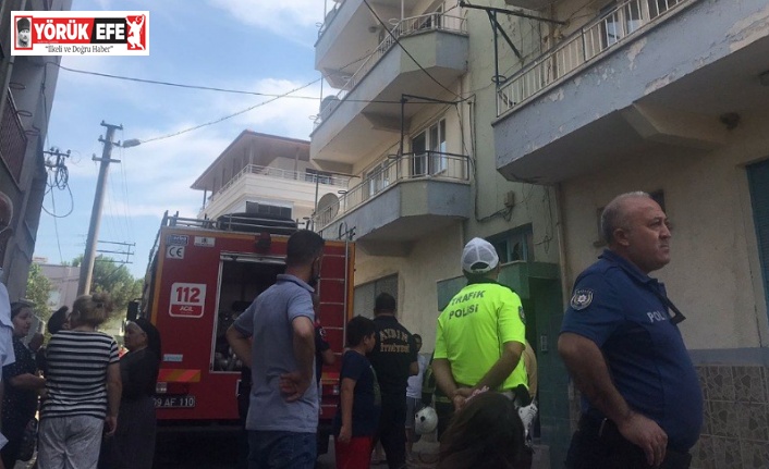 Elektrik kontağından çıkan mahalleyi sokağa döktü