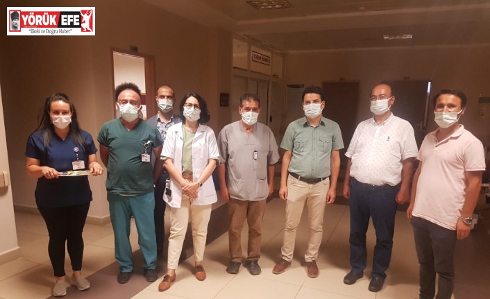 Nazilli Devlet Hastanesi’nde sağlıkçılar bayramlaştı