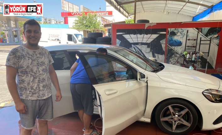 Oto yıkamacılarda bayram trafiği