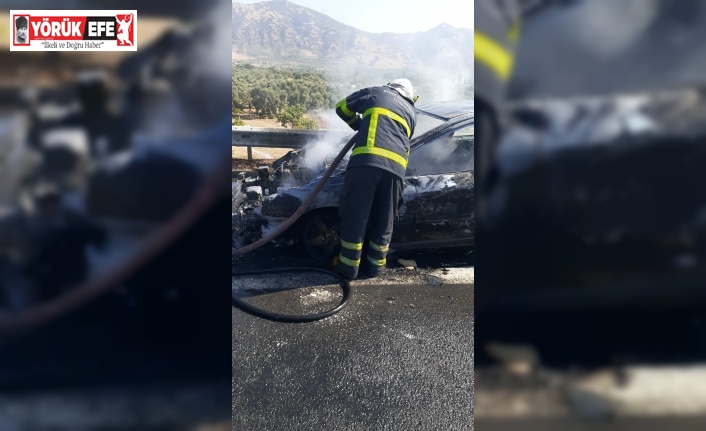 Seyir halindeyken yanan araç küle döndü