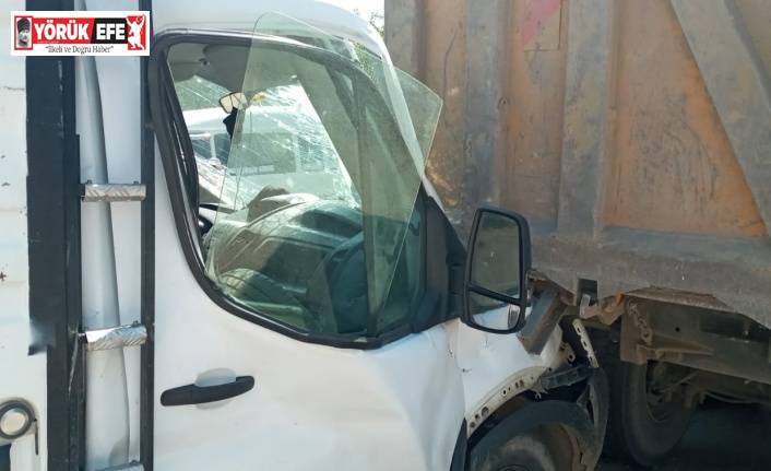 Sollamak istediği kamyona arkadan çarptı: 1 yaralı