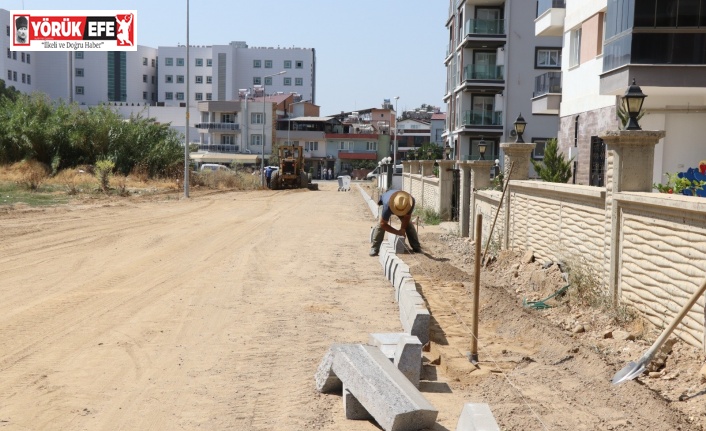 Yeşil Mahalle’de yol açma çalışmaları sürüyor