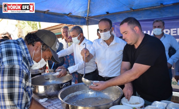 Başkan Kaplan’dan aşure ikramı