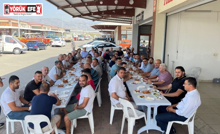 Başkan Özcan oto galericiler ile buluştu