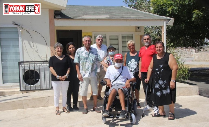 Didim’de site sakinleri bu yıl iki engellinin yüzünü güldürdü