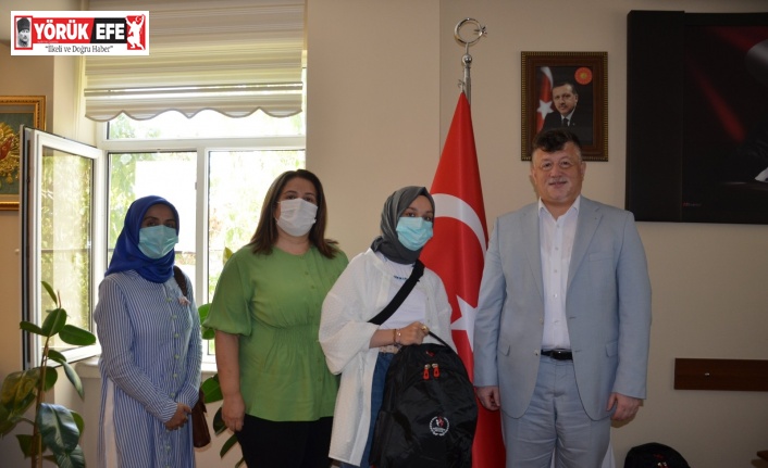 Gençlik ve Spor İl Müdürü Fillikçioğlu başarılı gençleri ağırladı