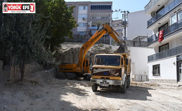 İkiçeşmelik Mahallesi’nde değişim çalışmaları aralıksız sürüyor