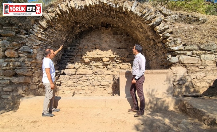 NYSA Antik Kenti’nde bin 800 yıllık tarihi çeşme bulundu