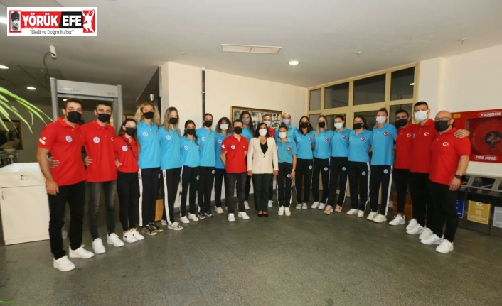 Başkan Çerçioğlu Balkan Kupası’nı kazanan Aydın’ın Sultanlarını ağırladı