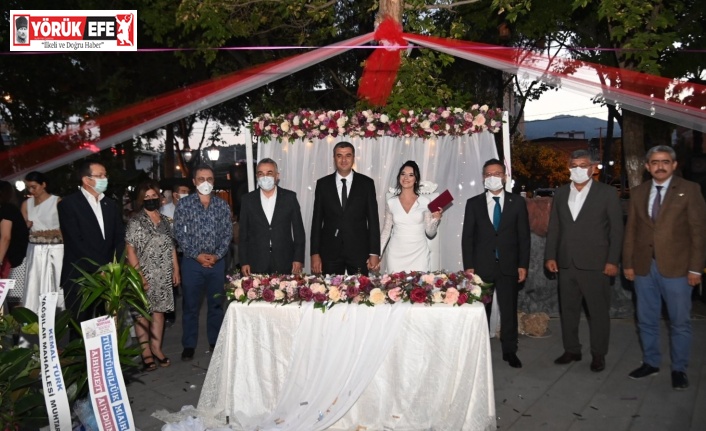 Karpuzlu Belediye Başkanı Dönmez nikah masasına oturdu