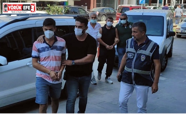 Kuşadası’nda cinayet zanlısı adliyeye sevk edildi