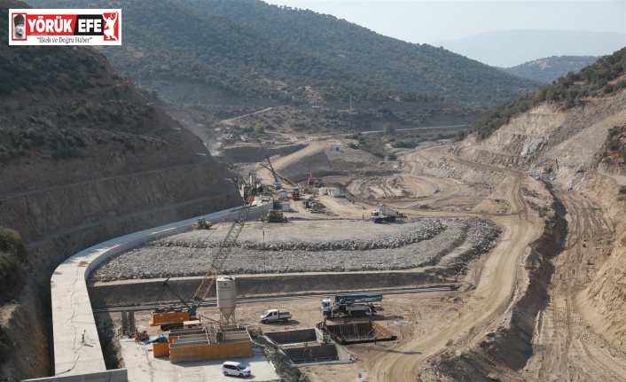 Sarıçay Barajı’nda çalışmalar devam ediyor