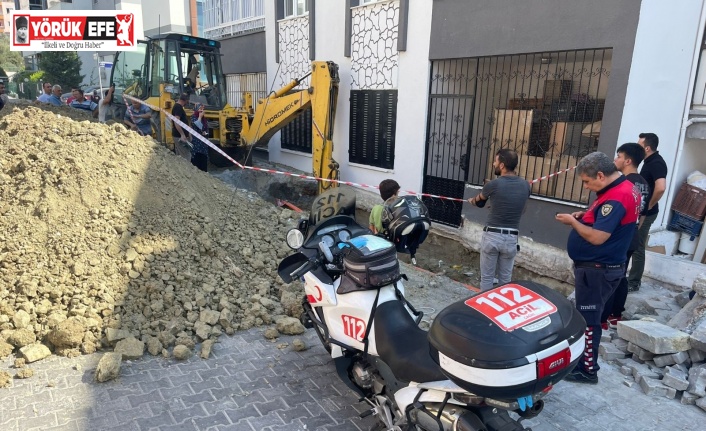 Toprak altında kalan işçiyi motorize ambulans görevlisi kurtardı