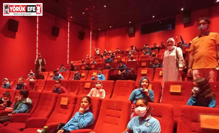 Aydın’da öğrenciler ’Akif’ filmini izledi
