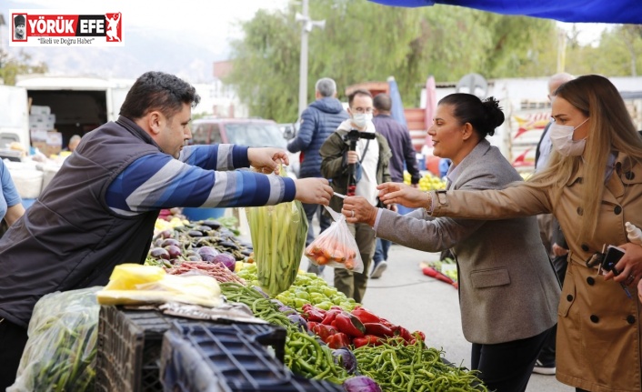 Başkan Çerçioğlu pazarda vatandaşlarla buluştu